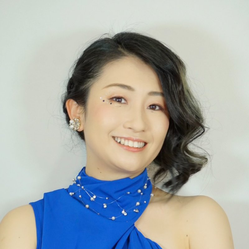 春日井こずえ