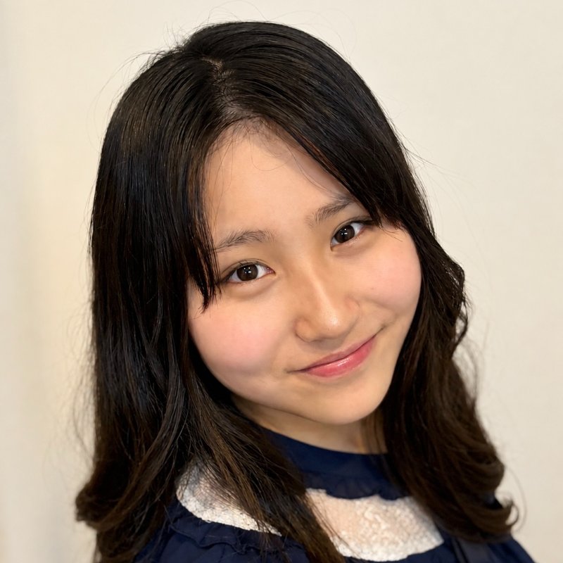 内田彩巴